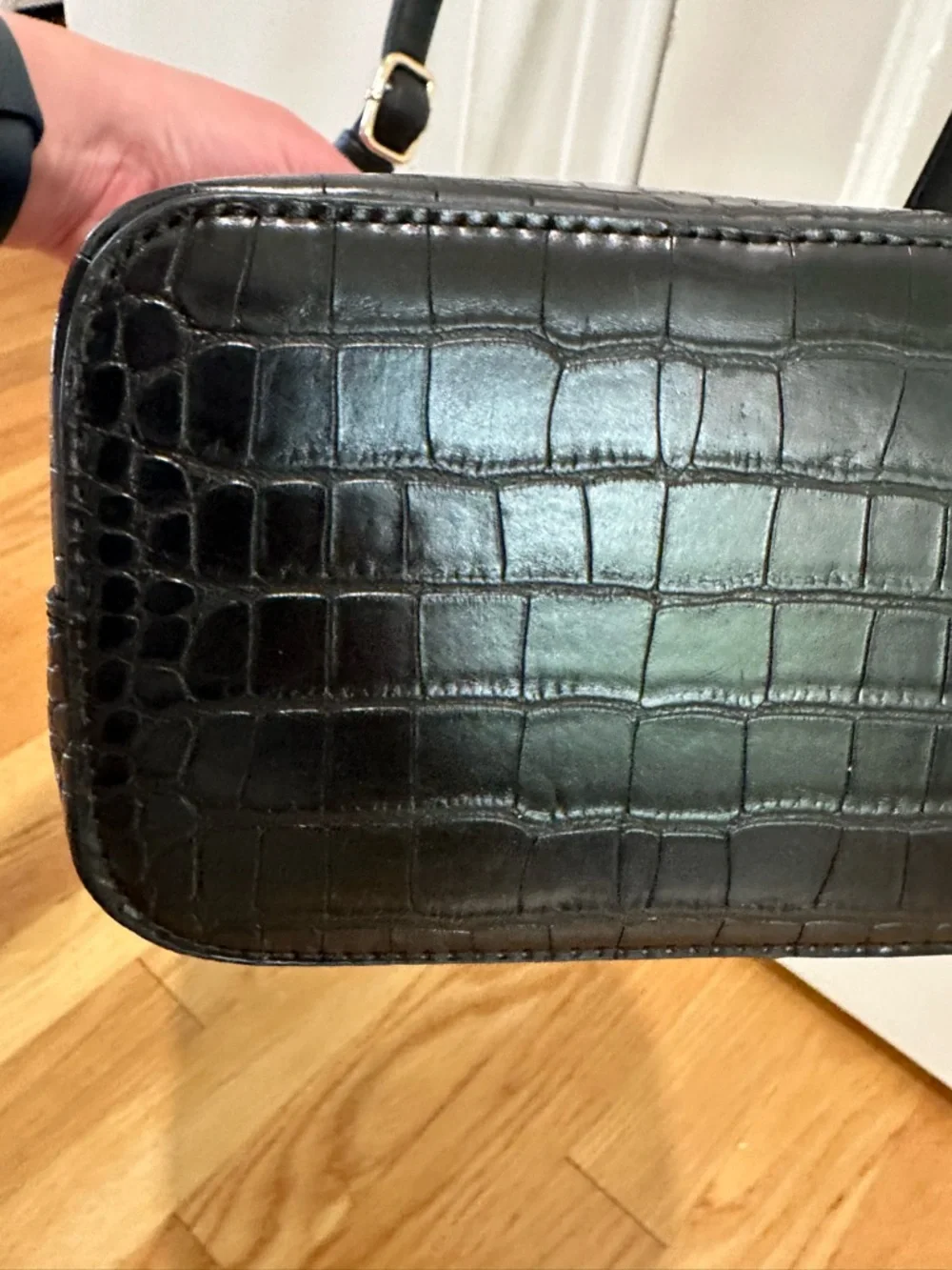 Vegan Croc-Embossed Black Top-Handle Aota Elena Bucket Bag Crossbody